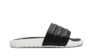 Adilette Boost Slides