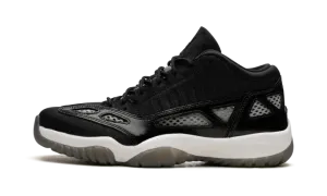 Air Jordan 11 Low IE "Black/White" 919712 001
