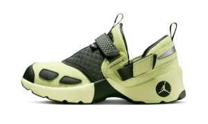 Jordan Trunner LX "Luminous Green"