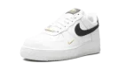 AIR FORCE 1 LO ESSENTIAL MNS WMNS "White / Black / Gold"