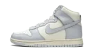 DUNK HIGH WMNS "Football Grey"