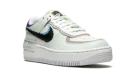 AF1 SHADO SE WMNS "Pixel Swoosh"