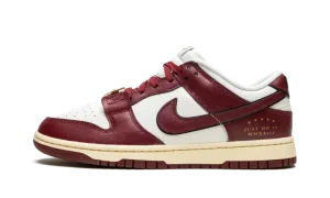 DUNK LOW WMNS "Just Do it - Team Red"