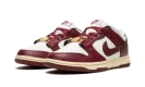 DUNK LOW WMNS "Just Do it - Team Red"