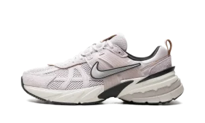 V2K Run Wmns "Platinum Violet"