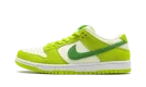 SB Dunk Low Pro "Green Apple"