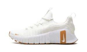 Free Metcon 6 WMNS "Sail White Monarch"