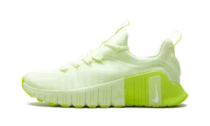 Free Metcon 6 WMNS "Volt Glow"