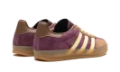 Gazelle Indoor "Maroon Almost Yellow"