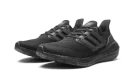 Ultraboost 21 "Triple Black"