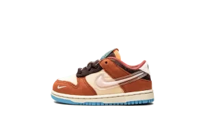 Dunk Mid TD "Social Status - Chocolate Milk"