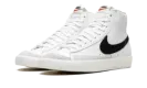 Blazer Mid 77 VNTG "White - Black" BQ6806 100