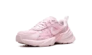 V2K Run WMNS "Pink Foam Arctic Pink"