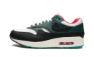 Air Max 1 "LeBron James x Liverpool"