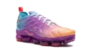 AIR VAPORMAX PLUS WMNS "Multigradient" FD0823 500