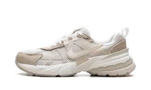 V2K Run WMNS "Sail Sand Drift" HV3917 133