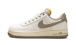 Air Force 1 Low '07 WMNS "Sail Coconut" HF4263 133