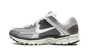 VOMERO 5 WMNS "Cobblestone" FB8825 001