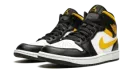 Air Jordan 1 Mid "White / Pollen / Black" 554724 177