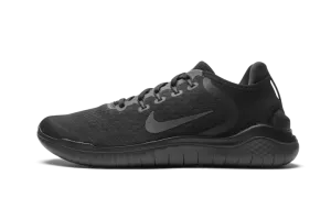 Free RN 2018 "Triple Black" 942836 002