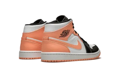 Air Jordan 1 - Crimson Tint