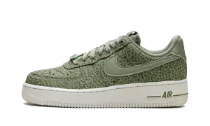 AIR FORCE 1 '07 WMNS "Green" FV6519-200