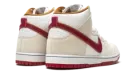 SB Dunk High "Team Crimson" CV9499 100