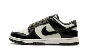 Dunk Low SE WMNS "Panda-Monium Pack - Olive" HQ1918 001