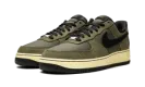Air Force 1 Low SP "Undefeated - Ballistic" DH3064 300