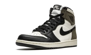 Air Jordan 1 - Dark Mocha 2