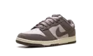 Dunk Low SE "Platinum Violet" FQ8249 001