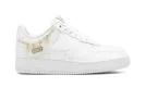 AIR FORCE 1 '07 LX MNS WMNS "Lucky Charms" DD1525 100