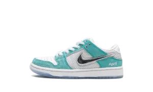 SB Dunk Low Pro QS PS "April Skateboards" FZ6106 300