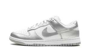DUNK LOW WMNS "Metallic Silver" FV1311 100