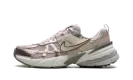 V2K Run WMNS "Particle Beige College Grey Light Bone" FD0736 201