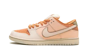 Nike SB Dunk Low Pro PRM "Guava Ice" FV5926 200
