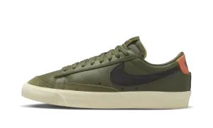 BLAZER LOW 77 WMNS "Orange" DC4769-201