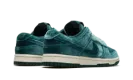 DUNK LO MNS WMNS "Green Velvet" DZ5224 300