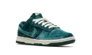 DUNK LO MNS WMNS "Green Velvet" DZ5224 300
