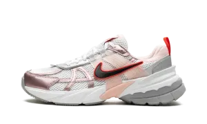 WMNS Nike V2K Run "Legend pink" HF9997 100