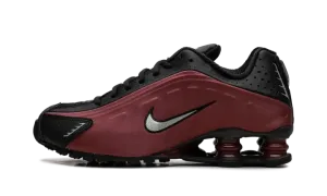 Shox R4 WMNS "Black Team Red" AR3565 009