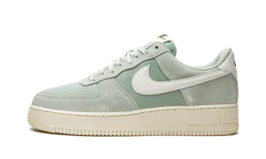 Air Force 1 "Certified Fresh" DO9801 300
