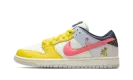 SB Dunk Low "Be True" DX5933 900