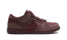 SB Dunk Low "City of Love" FN0619 600