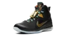 Lebron 9 "Watch the Throne 2022" DO9353 001