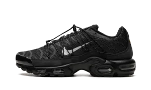 Air Max Plus Utility "Black Metallic" FD0670 001