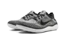 Free RN Flyknit 2018 "Oreo" 942838 101
