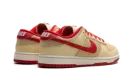 Dunk Low "STRAWBERRY WAFFLE" HJ9100 294