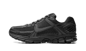 Zoom Vomero 5 "Triple Black" BV1358 003