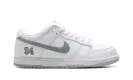 SB Dunk Low "Supreme - White" HQ8487 100